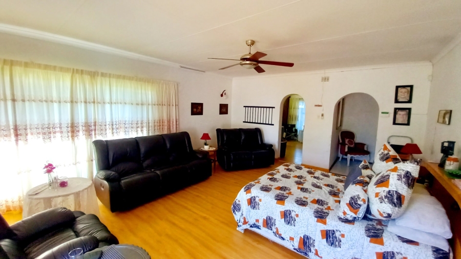 5 Bedroom Property for Sale in Sasolburg Ext 4 Free State